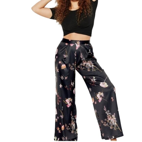 Victoria's Secret Pants - Victoria's Secret Floral Pleated Satin Wide Leg Pants Black Pink Medium